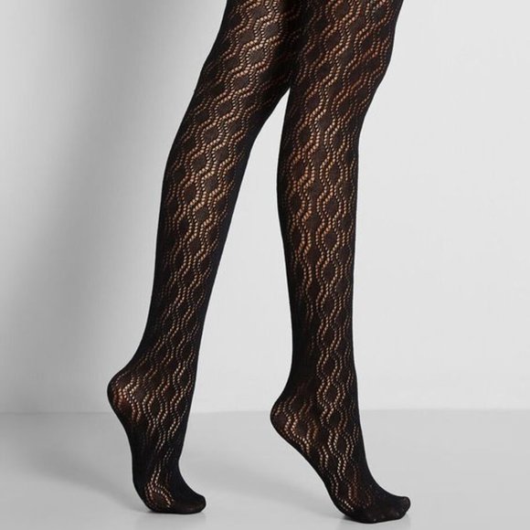 Modcloth Accessories - Modcloth Hexagon Haute Mesh Tights